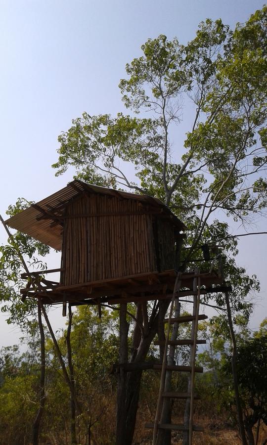 Rumah Pohon Batununggul Екстериор снимка